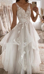 V-neck A-line Tulle/Lace Wedding Dresses  DT1573