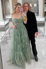 Sexy A Line Straps Green Lace Prom Dresses 21th Birthday Outfit P2101
