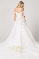 Ball-Gown Off-the-Shoulder Chapel Train Lace Wedding Dress with Lace Appliques