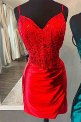 Red Sequins V-neck Bodycon Homecoming Dresses with Applique