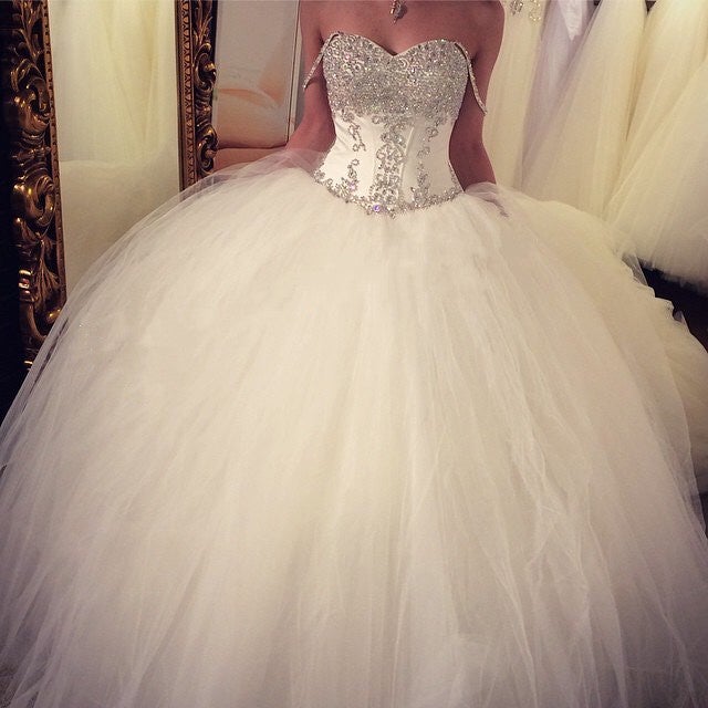 Royal Style Beading Sweetheart Organza Ball Gowns Wedding Dresses