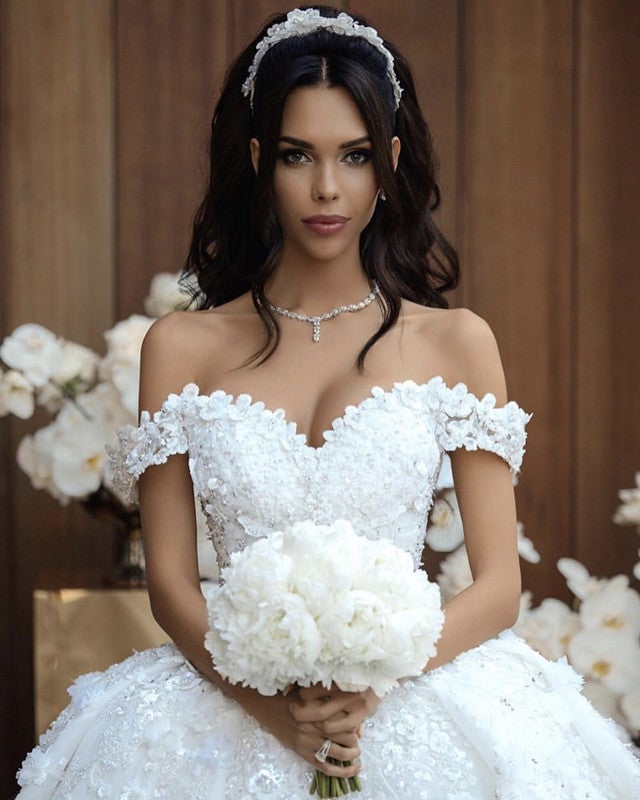Royal Train Ball Gowns Wedding Dresses Lace Off Shoulder
