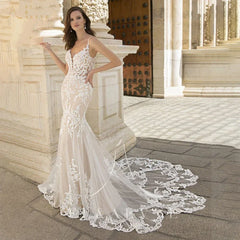 Wedding Dress With Chapel Train Backless Party Dresses Customized Spaghetti Straps Deep V-Neck Gowns