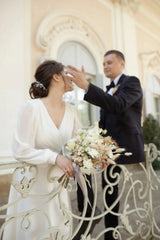 Customized French Wedding Dresses Short Bridal Gowns V Neck Puff Sleeves Tea Length Chiffon Outdoor Marriage