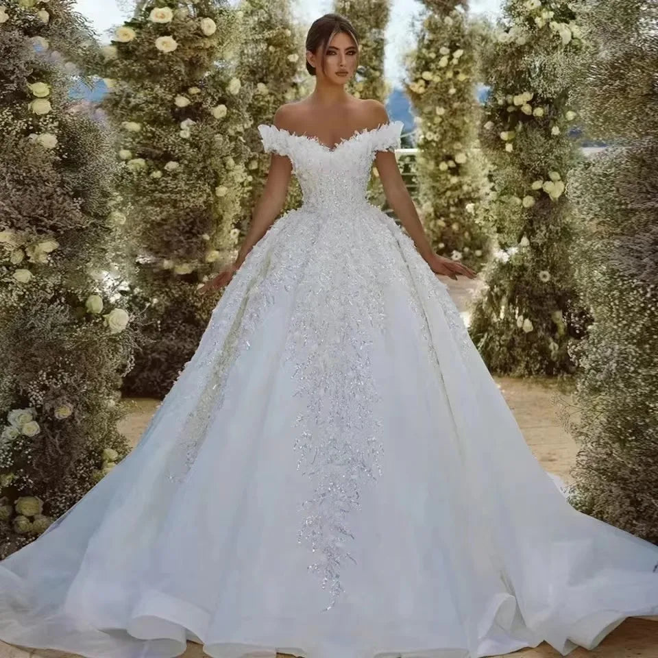 Customzied Ball Gown Princess Wedding Dresses Lace Sequined