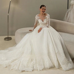 Luxury Long Sleeves Wedding Dresses with Pearls and Lace