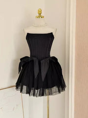 Retro Black A-line Strapless Lace-up Homecoming Dresses Short Satin 16th Birthday Dress HZ0319