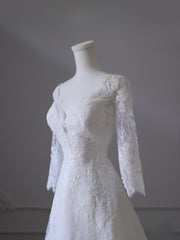 Timeless A line V Neckline White Lace Long Sleeves Wedding Dresses Bridal Dress SD2339