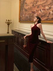 Gorgeous Sheath Halter Burgundy Date Night Dress Velvet Prom Dresses Party Dress Birthday Outfits SD814