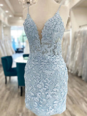 V Neck Blue Lace Short Graduation Homecoming Dresses SH005