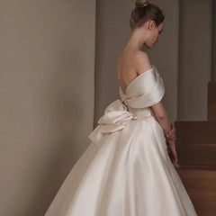 Off The Shoulder Short Sleeve Sweetheart Neck Beading Bow Satin Mermaid Wedding Dress With Detachable Train