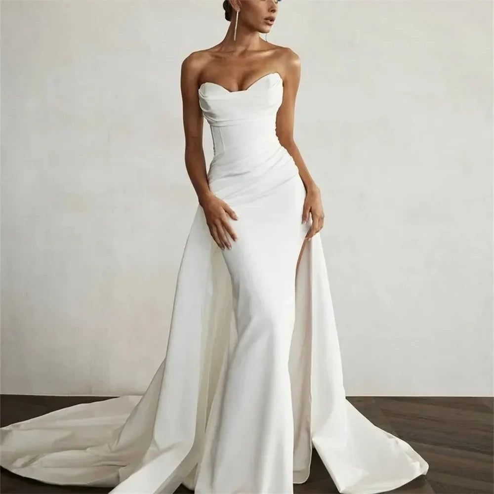 Chic White Satin Mermaid Wedding Dresses with Long Train
