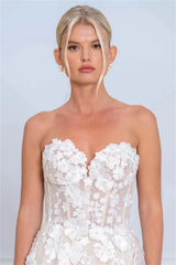 Charming Sweethart 3D Flower Lace Applique Wedding Dresses
