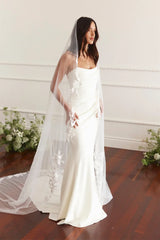 Kyoto White Strapless Mermaid Wedding Dress Pleated Formal