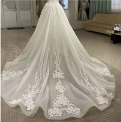Lace Appliques Glitter Detachable Wedding Train Overskirt
