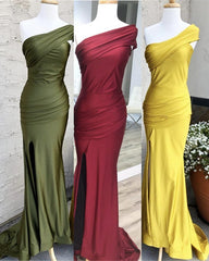Sexy Mermaid Bridesmaid Dresses One Shoulder High Slit