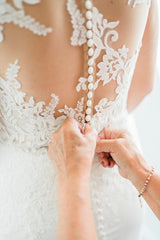 Sheath Rustic Ivory Lace Wedding Dresses Forest Bridal Gown TN395