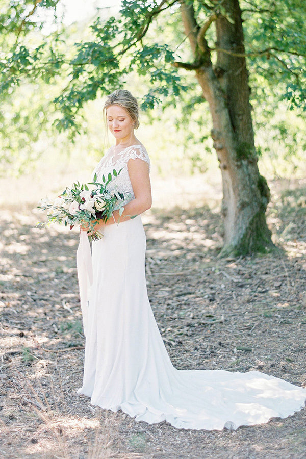 Sheath Rustic Ivory Lace Wedding Dresses Forest Bridal Gown TN395