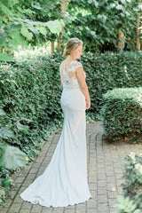 Sheath Rustic Ivory Lace Wedding Dresses Forest Bridal Gown TN395