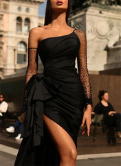 Slim fit/column shoulder and floor length slit prom dress