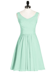 V Neck Chiffon Short Bridesmaid Dresses-Mint Green