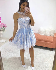 Short A-line Halter Homecoming Dresses Lace Appliques