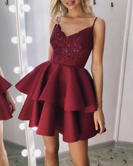 Lace Appliques V Neck Ruffles Homecoming Dresses Spaghetti Straps