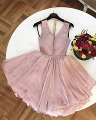 Short Deep V-neck Organza Ruffles Homecoming Dress