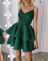 Lace Appliques V Neck Ruffles Homecoming Dresses Spaghetti Straps