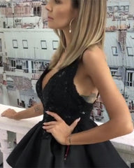 Short Lace V-neck Ruffles Satin Prom Homecoming Dress