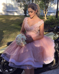 Short Mini Ball Gowns Organza Homecoming Dresses Lace V-neck