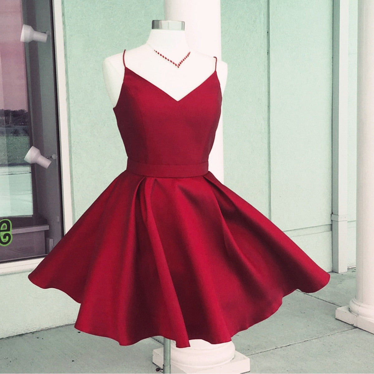 Short Satin V Neck Bow Back Homecoming Dresses