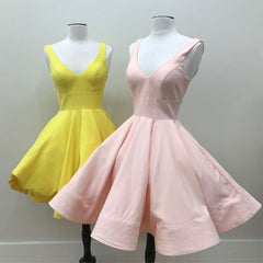 Short Satin V Neck Swing Prom Dresses Ball Gowns Homecoming Dress