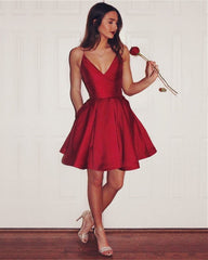 Short Satin V-neck Spaghetti Straps Homecoming Dresses