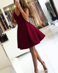 Short V-neck Satin Homecoming Dresses With Straps
