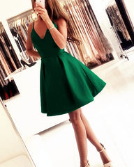 Short V-neck Satin Homecoming Dresses With Straps