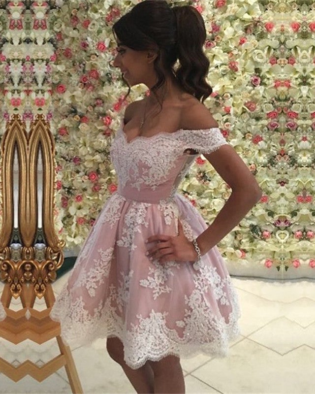 Short V-neck Tulle And Lace Homecoming Dresses Off The Shoulder Cocktail Dress