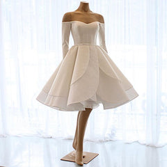 Short Wedding Dresses Ruffle Ball Gown With Long Sleeves