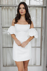 Short Satin White Wedding Dress Strapless Bubble Sleeves