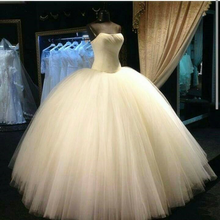 Simple Design Strapless Tulle Wedding Dresses Ball Gowns