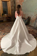 Simple Wide Straps Court Train Ivory Wedding Gown with Pockets TN329