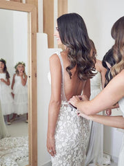Straps Mermaid Wedding Dresses Lace Appliqued Bridal Gowns TN297