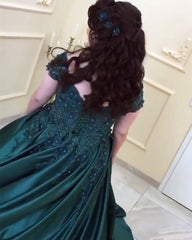 Stunning Lace Flowers Beaded V-neck Ball Gowns Prom Dresses Satin