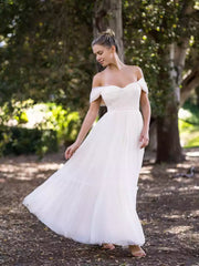 Stunning A-line sheer and heart-shaped neckline with exposed shoulder and pleated zipper back Prom Dresses