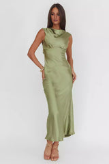 Stunning lined sleeveless scarf with adjustable neckline, shoulder straps and zippered sides Prom Dresses