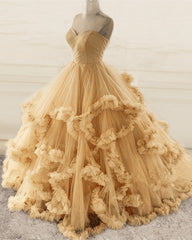Sweetheart Ruffles Ball Gown Wedding Cloud Dresses