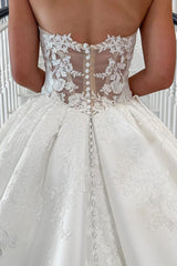 Sweetheart Satin Strapless Elegant Wedding Dress with Appliques TD0013