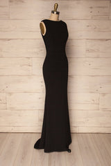 Sleeveless Black Scoop Neck Long Bridesmaids Dresses