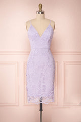 V-neck Spaghetti Straps Lace Short Bridesmaids Dresses