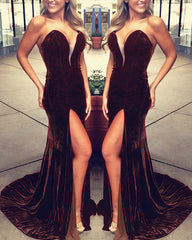 Sleevless Velvet Mermaid Bridesmaid Dresses With Slit